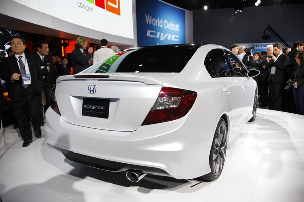 Honda:     Civic